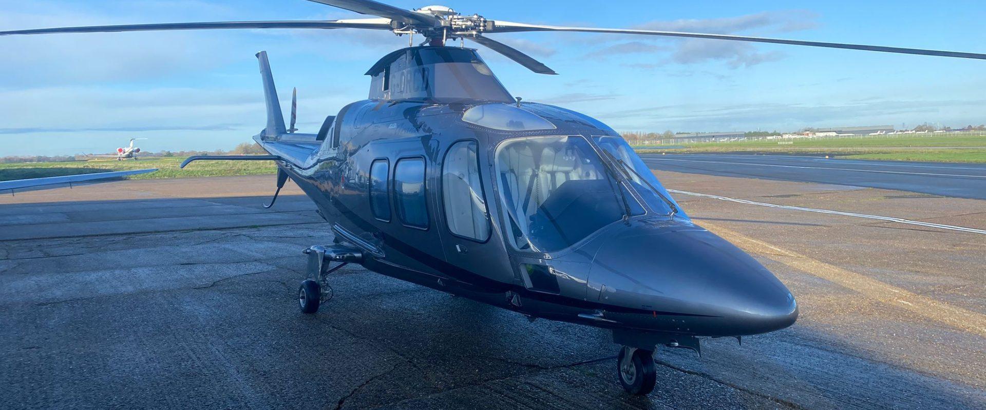 Charter A109 Grand